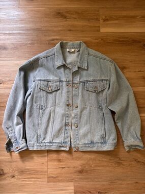 Vintage Grunge Trucker Denim Jacket | Size M | Light Blue Denim Jacket